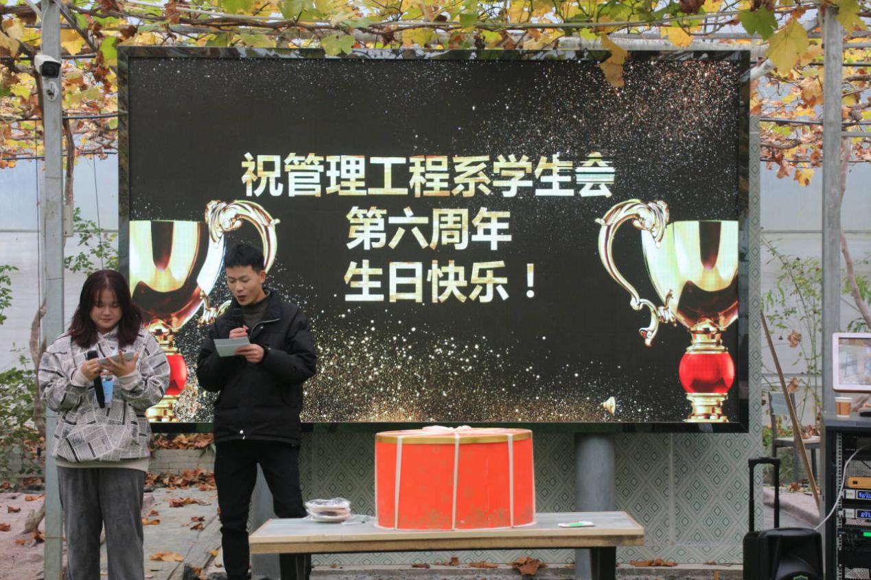 美国贸易逆差缩减至2023年最低,进口减少是主因