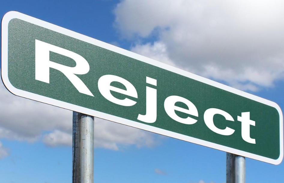 中国驻法使馆举行法国友人捐赠抗战历史照片交接仪式